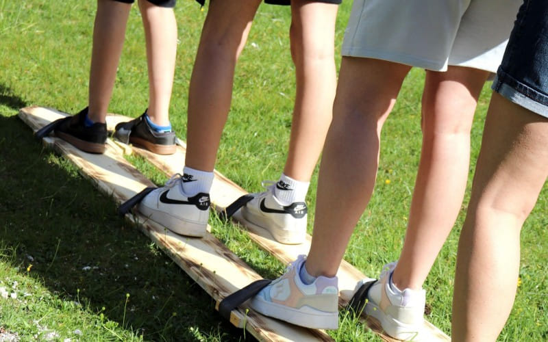 schi_teambuilding1.jpg