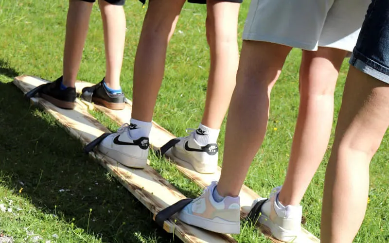 schi_teambuilding1.jpg